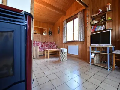 Télévision ou salle de divertissement dans l'établissement Chalet in Saulxures near Ski Resorts