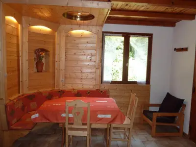 Coin salon dans l'établissement Ventron Chalet with Hill Views