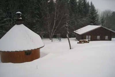 L'établissement Ventron Chalet with Hill Views en hiver
