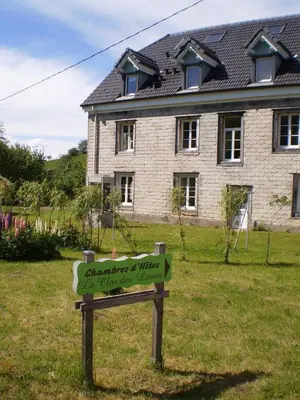 Jardin de l'établissement Chambres d'Hôtes le Clos des Lesses