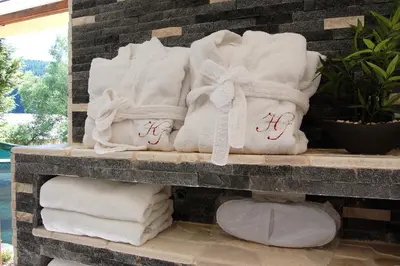 Plan de l'établissement Domaine du Haut Jardin Hôtel & Chalets Spa Privé