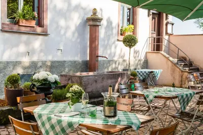 Restaurant ou autre lieu de restauration dans l'établissement Hotel Restaurant De l'Illwald