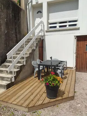 Balcon ou terrasse dans l'établissement Appartement au centre du tholy pour 5 personnes maximum