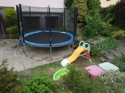 Aire de jeux pour enfants de l'établissement Chez Chris & Ju