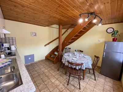 Cuisine ou kitchenette dans l'établissement Apartment Résidence jaune et rose-4 by Interhome