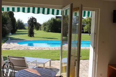 Piscine de l'établissement Agora ou située à proximité