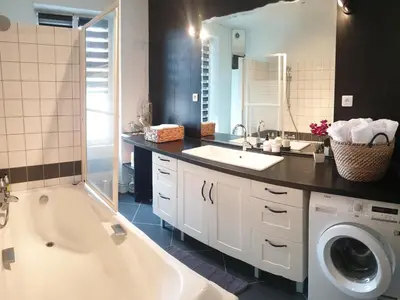 Salle de bains dans l'établissement Chez Thomas