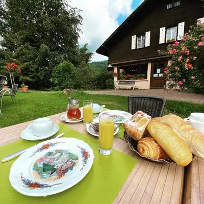 Nourriture dans la maison d'hôtes ou à proximité