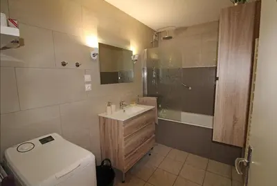 Salle de bains dans l'établissement La Première Etoile