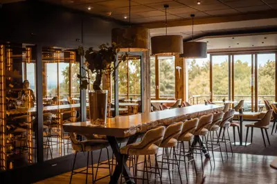 Restaurant ou autre lieu de restauration dans l'établissement Hôtel du Bollenberg - Restaurant 