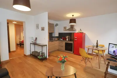 Cuisine ou kitchenette dans l'établissement Au buisson de roses