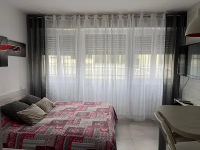 Un ou plusieurs lits dans un hébergement de l'établissement Djokovic's Apartment