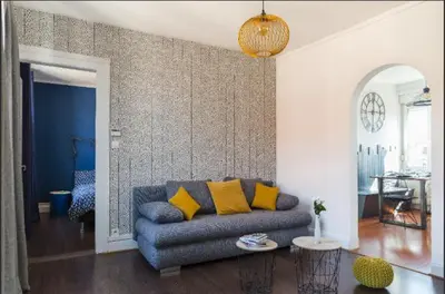 Coin salon dans l'établissement Gîte Hopla 2 chambres