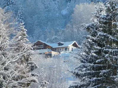 L'établissement Chalet Le Lodge en hiver