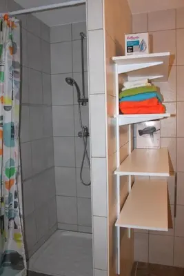 Salle de bains dans l'établissement Spacieux 4 pièces centre de mulhouse