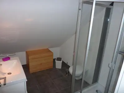 Salle de bains dans l'établissement Gites Chez Schangala