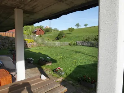 Jardin de l'établissement gite au coin du feu à 25mn de Colmar au calme avec jardin clos