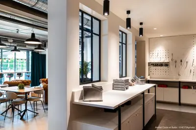 Cuisine ou kitchenette dans l'établissement ibis Styles Bâle-Mulhouse Aéroport
