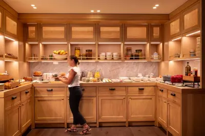 Cuisine ou kitchenette dans l'établissement Hotel Le Colombier