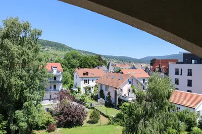 Vue générale sur la montagne ou vue sur la montagne depuis l'appartement