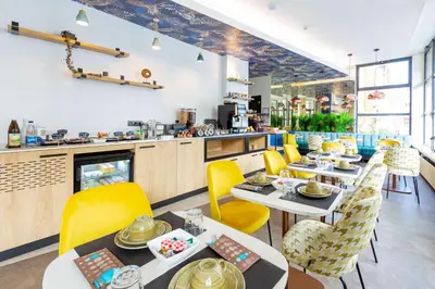 Restaurant ou autre lieu de restauration dans l'établissement Best Western Mulhouse Salvator Centre