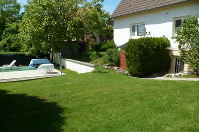 Jardin de l'établissement ALGOLSHEIM, closer NEUF BRISACH - studio 