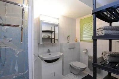 Salle de bains dans l'établissement ALGOLSHEIM, closer NEUF BRISACH - studio 
