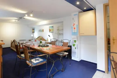 Coin salon dans l'établissement ALGOLSHEIM, closer NEUF BRISACH - studio 