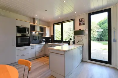 Cuisine ou kitchenette dans l'établissement LA PARENTHESE