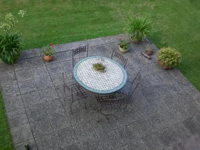Jardin de l'établissement LA PARENTHESE