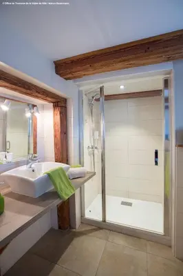 Salle de bains dans l'établissement A l'ombre du verger