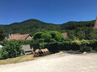 Vue générale sur la montagne ou vue sur la montagne depuis l'appartement