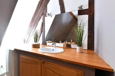 Télévision ou salle de divertissement dans l'établissement Appartement Villa Joseph