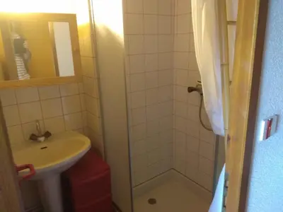 Salle de bains dans l'établissement Charmant T3 Bussang, Vosges, vue imprenable