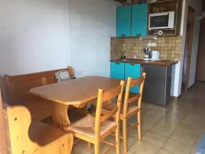 Cuisine ou kitchenette dans l'établissement Charmant T3 Bussang, Vosges, vue imprenable