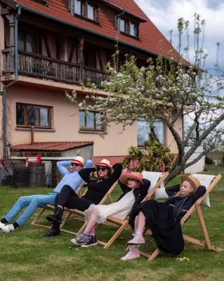 Clients de l'établissement Hôtel Restaurant Verger des Châteaux, Route des vins Haut-Koenigsbourg