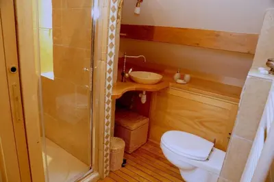 Salle de bains dans l'établissement Gîte des Prés de la Douce