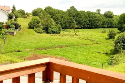 Jardin de l'établissement Gîte des Prés de la Douce