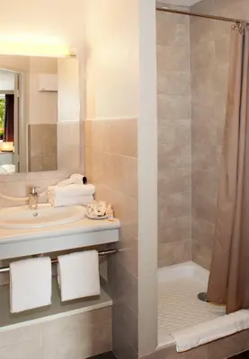 Salle de bains dans l'établissement Als Hôtel