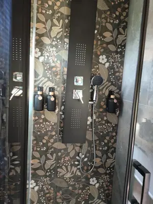Salle de bains dans l'établissement Les abris de la hulotte