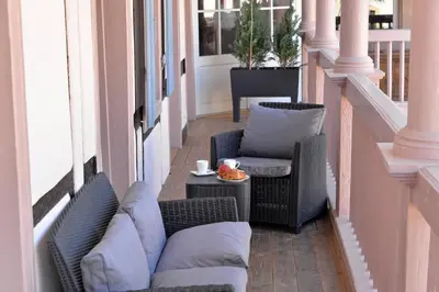 Coin salon dans l'établissement Marquisat de Vauban - Exclusive home