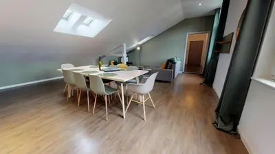 Coin salon dans l'établissement L'Entêté CLIM HYPERCENTRE 5-7 personnes