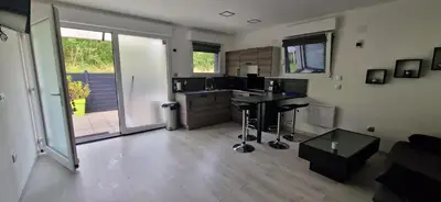 Cuisine ou kitchenette dans l'établissement Au petit canal de COLMAR 2