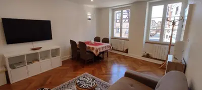 Télévision ou salle de divertissement dans l'établissement Gîte La Jouvence - Cœur de Riquewihr - 2-4 personnes