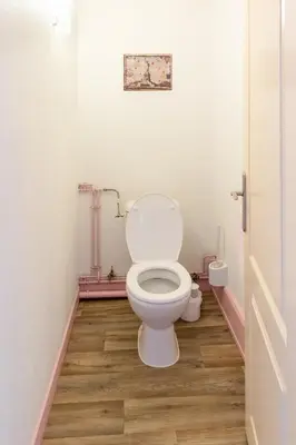Salle de bains dans l'établissement Gite le Sotré draps et serviettes en option