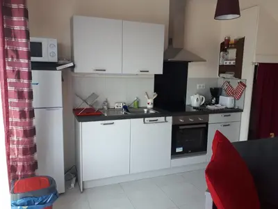 Cuisine ou kitchenette dans l'établissement Le Cocon d'Alsace