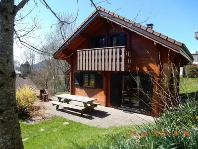 Jardin de l'établissement Chalet Les Sapins Argentés