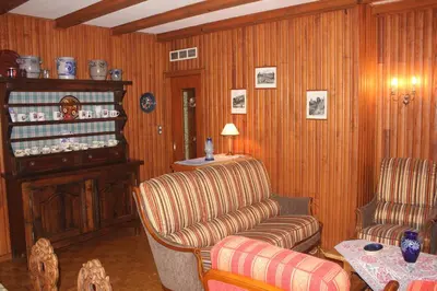 Coin salon dans l'établissement Chalet superbement situé, Vallée de Munster