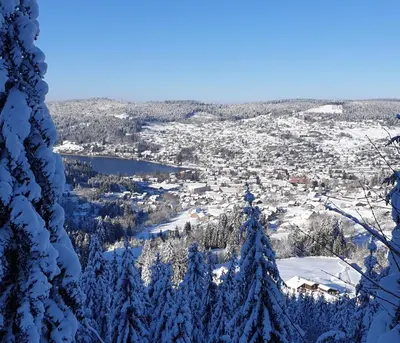 L'établissement Apartement sur les hauteurs de Gerardmer avec une SUPERBE VUE en hiver