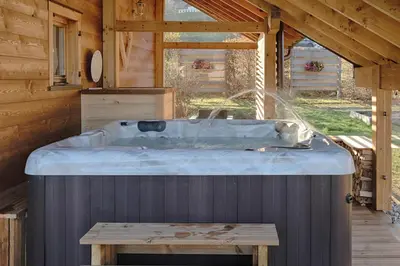 Plan de l'établissement Chalet avec Jacuzzi et Piscine, déco soignée esprit cocooning